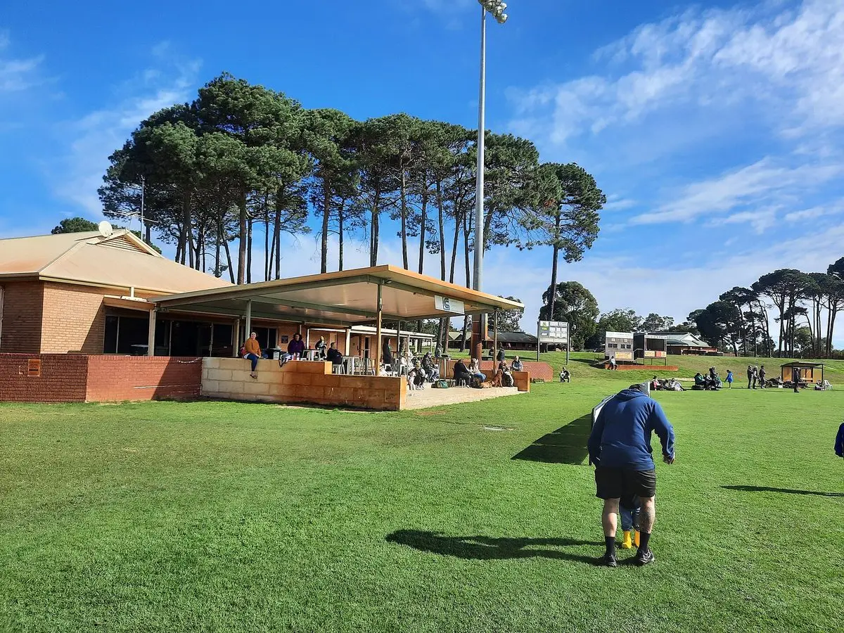 Morris Buzacott Reserve and its clubrooms in Kardinya